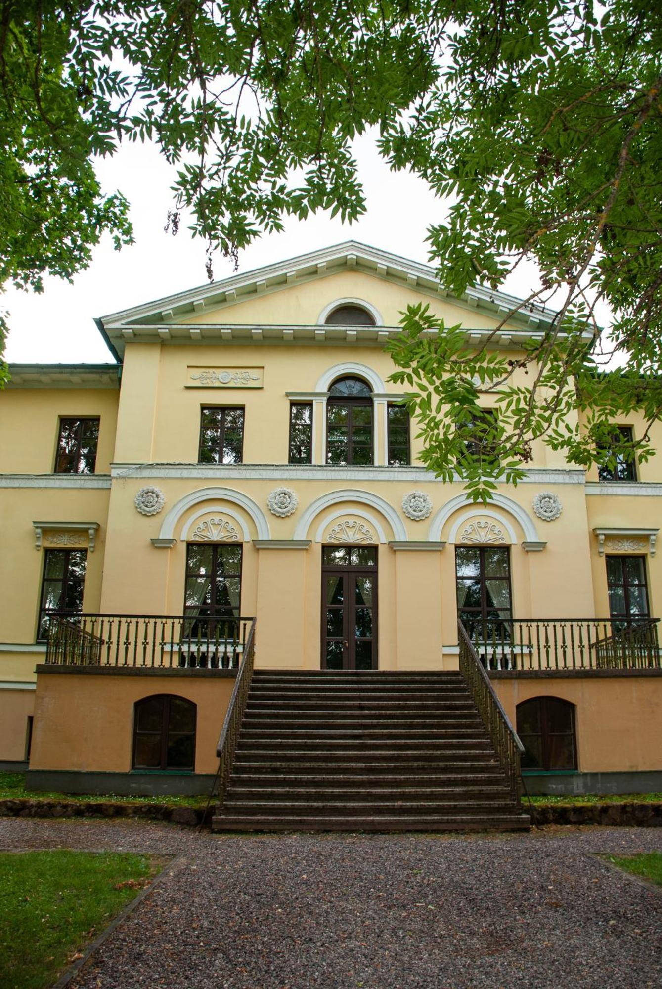 Hotel Nauksenu Muiza Naukseni Exterior foto